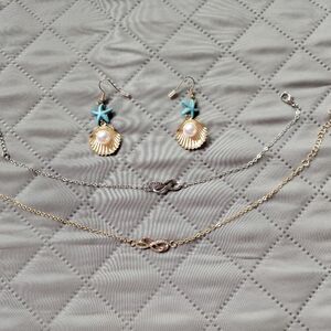New Jewelry Lot: 2 Ankle Bracelets And 1 Pair Starfish Shell Earrings